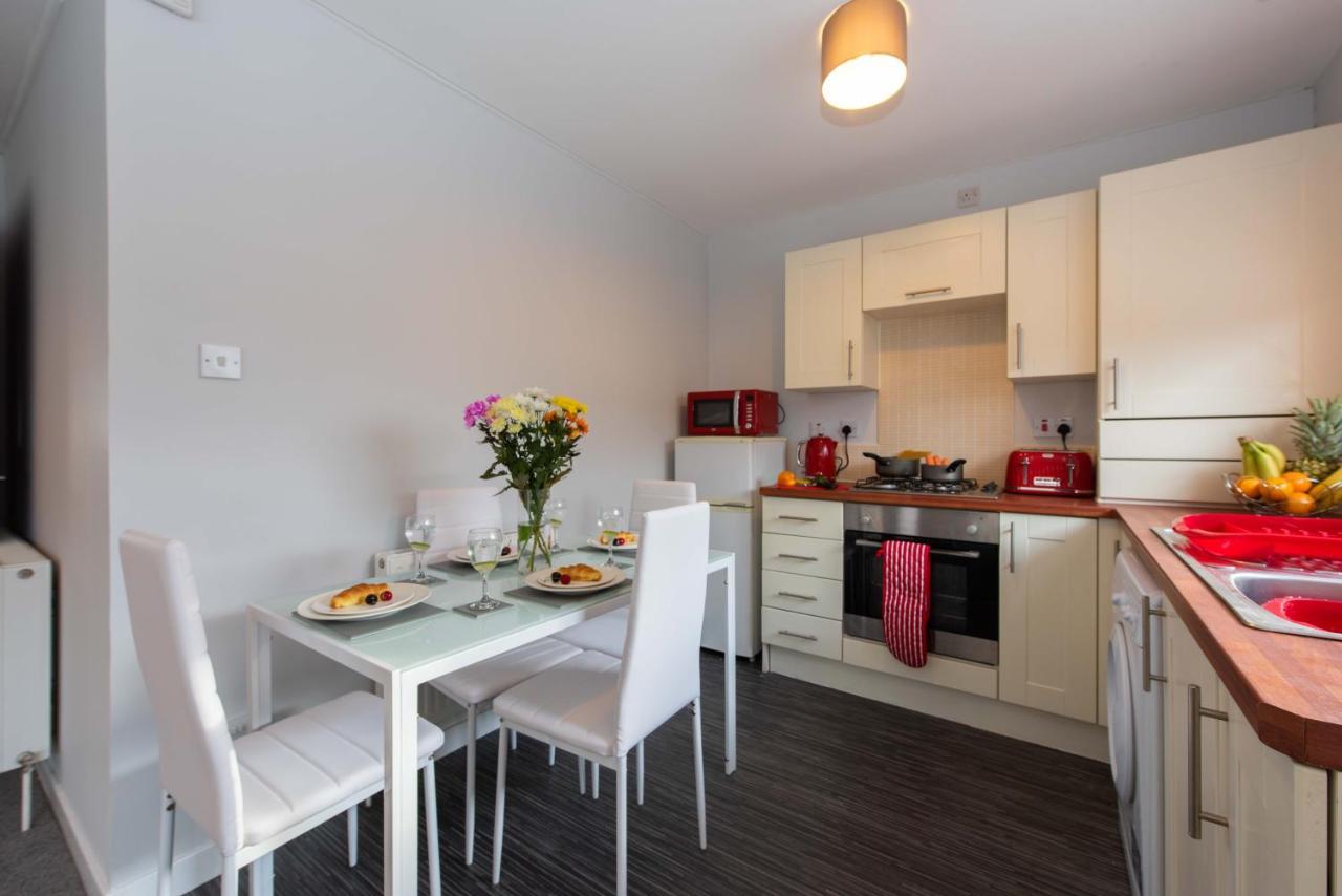 Premier - Wishaw En-Suite Apartment ภายนอก รูปภาพ