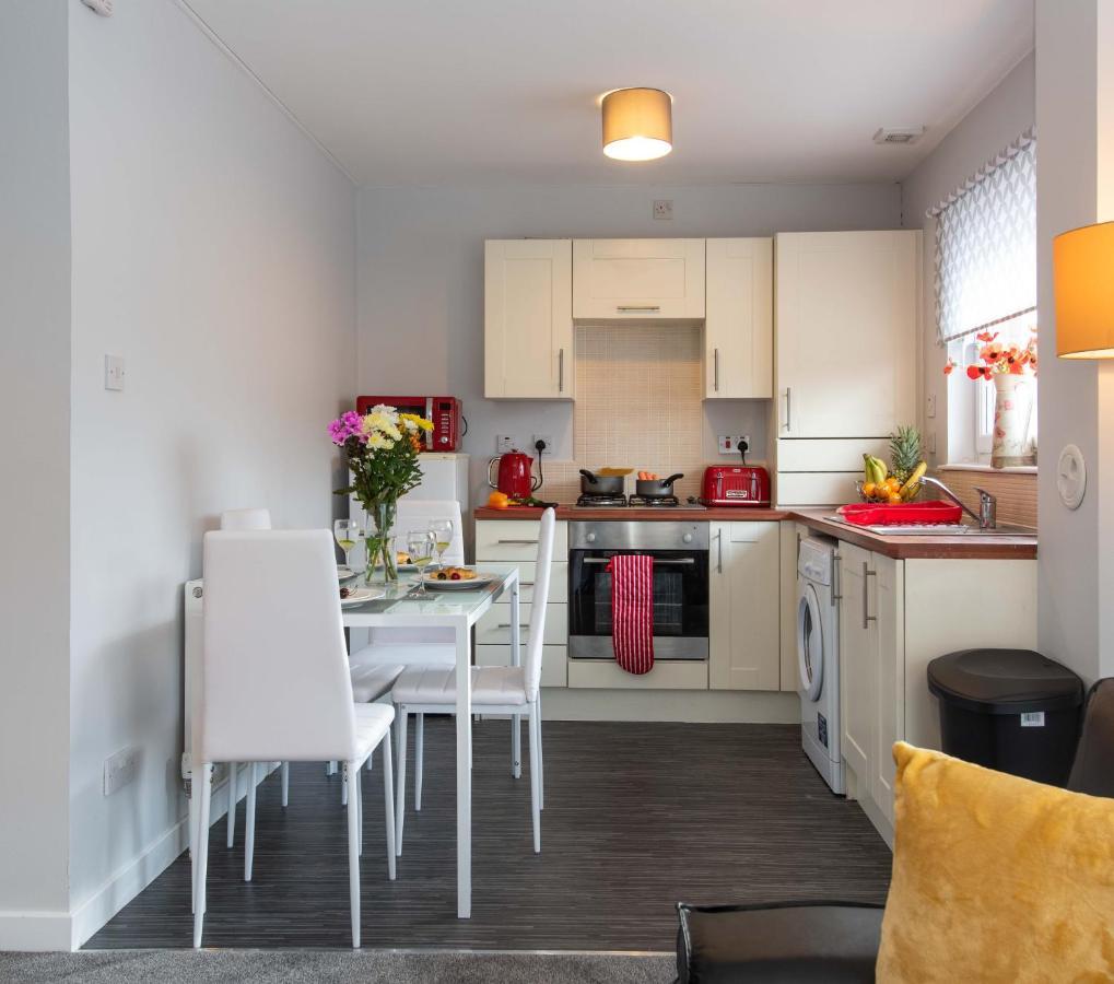 Premier - Wishaw En-Suite Apartment ภายนอก รูปภาพ