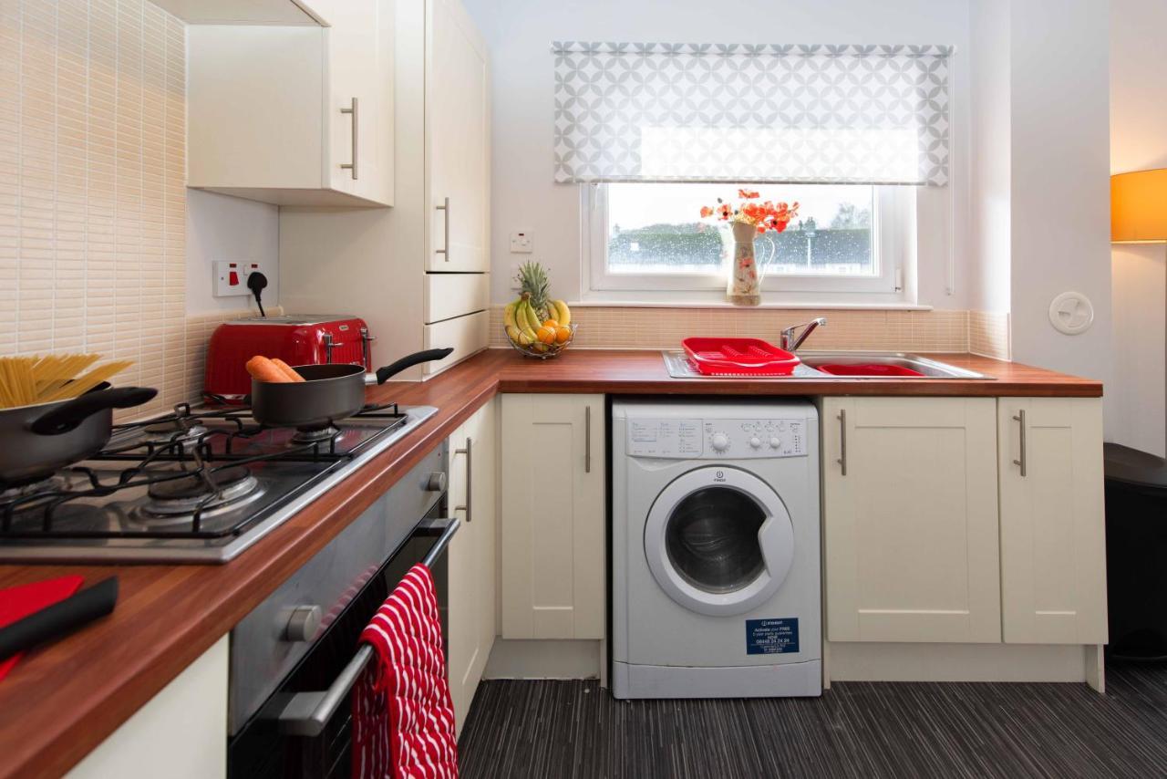 Premier - Wishaw En-Suite Apartment ภายนอก รูปภาพ